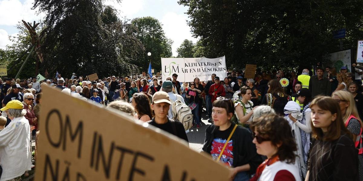 Här går demonstrationståget
